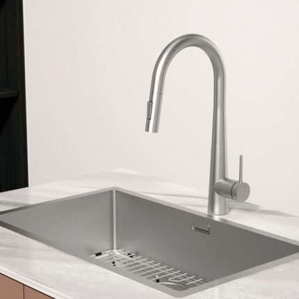 Vòi rửa bát Hafele HT24-SH1P417-BR 570.85.041 có dây rút 3 hinh anh voi rua bat hafele ht24 sh1p417 br 570.85.041 co day rut